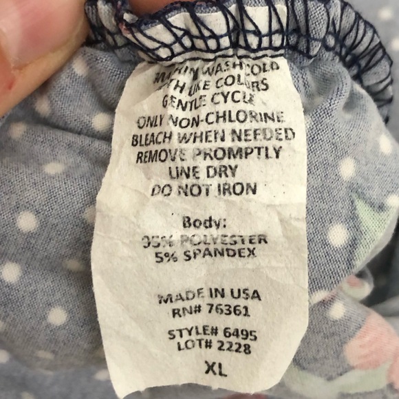 Mom & Co. Floral Navy Long Sleeve Maternity Top - Picture 6 of 9